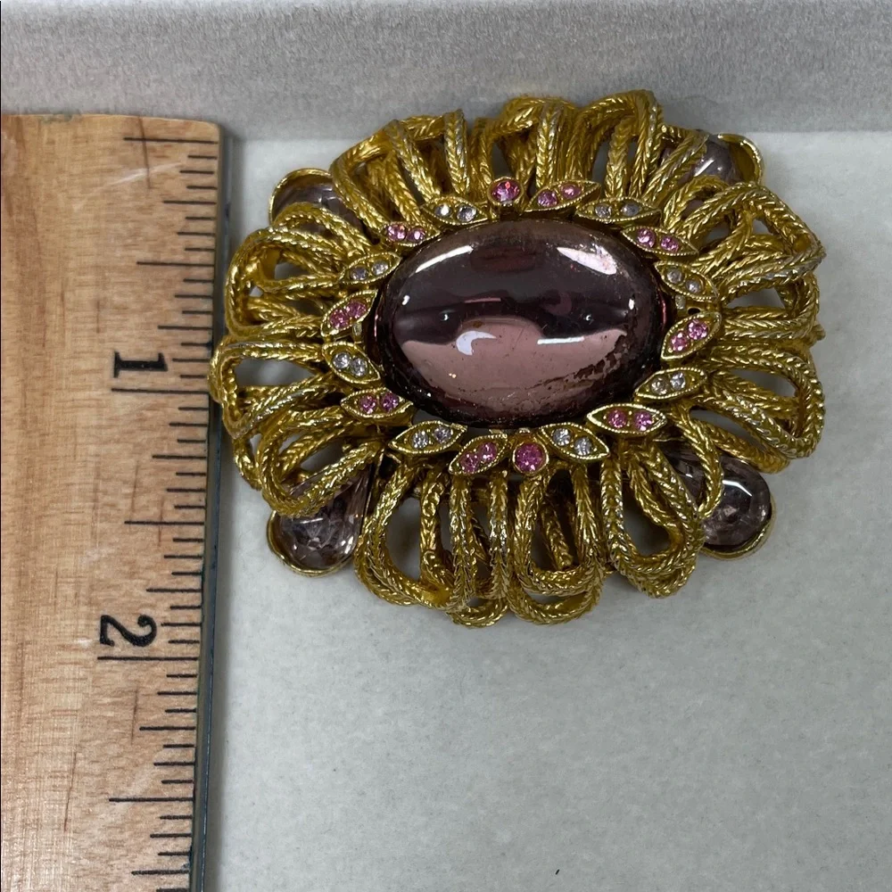 Vintage Capri Gold and Pink Gemstone Brooch Valentines Mothers Day - Picture 3 of 7